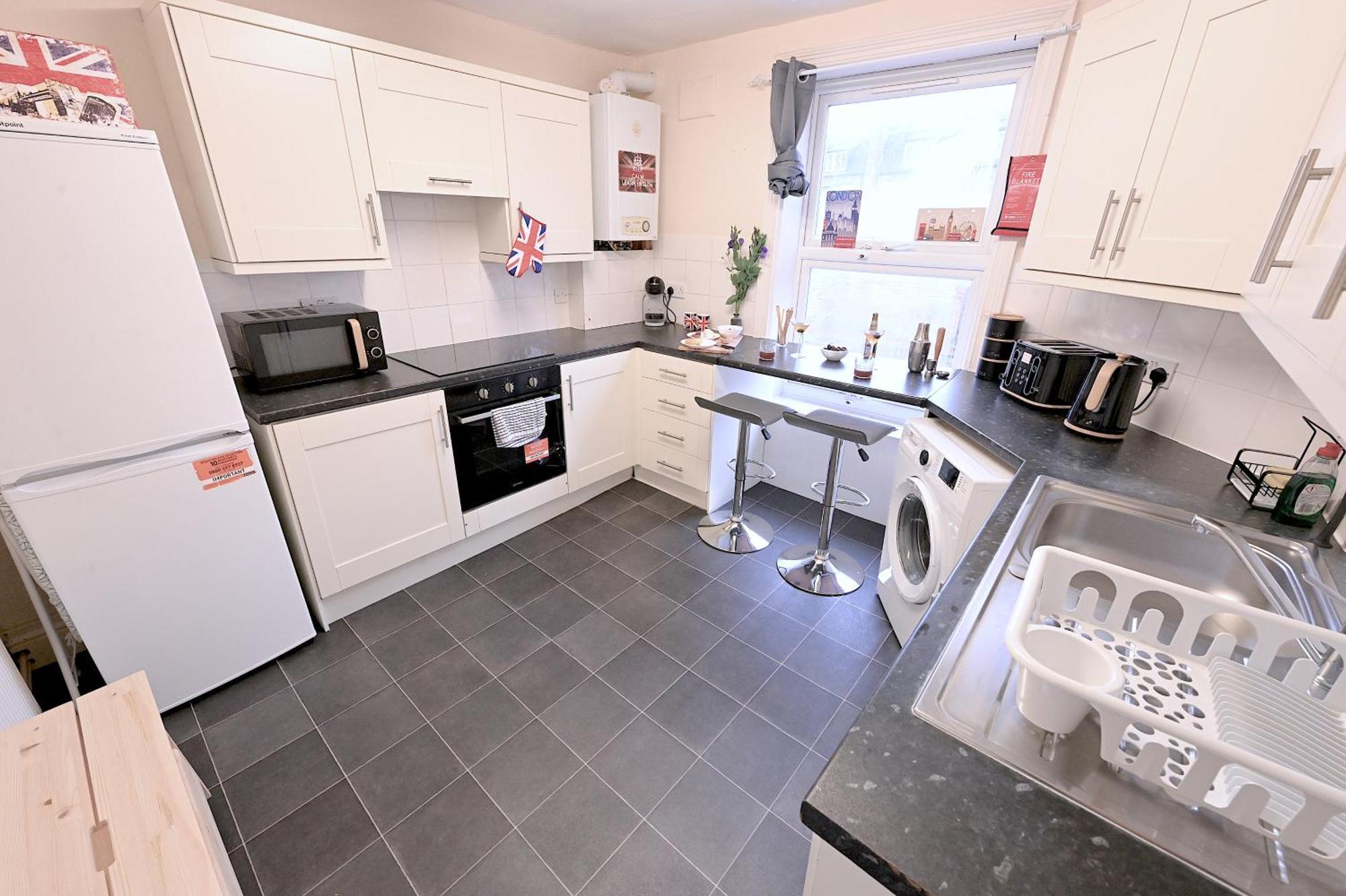 Stunning 3 Bedroom Serviced Flat In North London Exterior photo